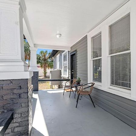 Charming And Historic Bungalow Near All 탬파 외부 사진